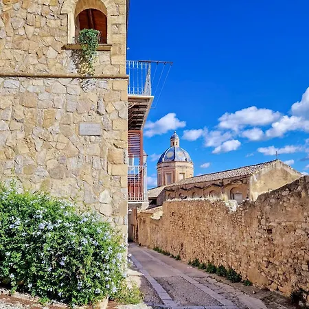 Casa Al Plumbago * Termini Imerese